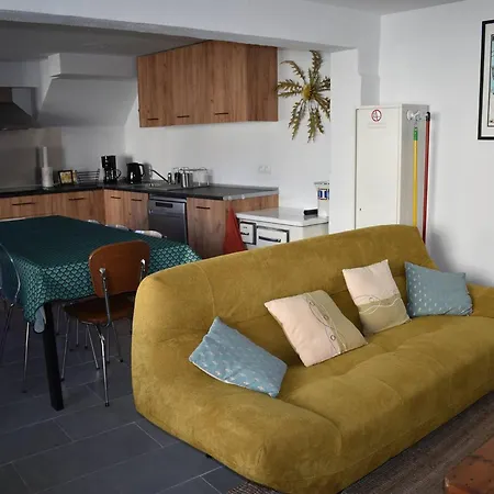 Maison De Village Charmante, 3 Ch, Terrasse, A Proximite Des Pistes Et Commerces A - Fr-1-592-66
