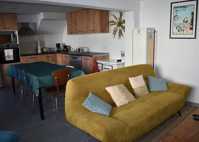 Maison De Village Charmante, 3 Ch, Terrasse, A Proximite Des Pistes Et Commerces A - Fr-1-592-66